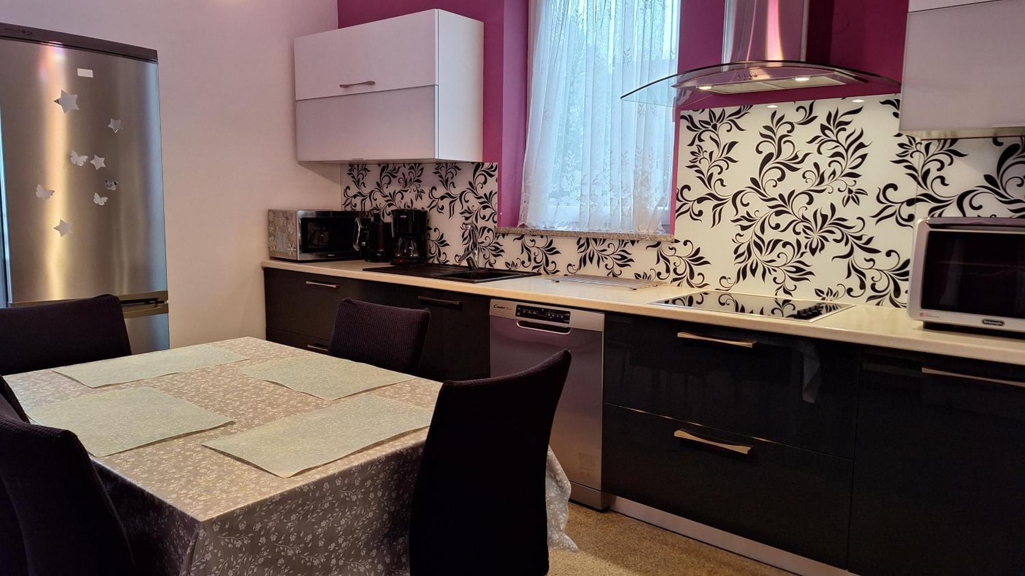 Apartments Komel I โอปาติยา ภายนอก รูปภาพ